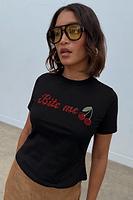 Thumbnail for caption_Model is 5ft7” and wears size M