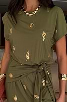 Thumbnail for caption_Model is 5ft7” and wears size S