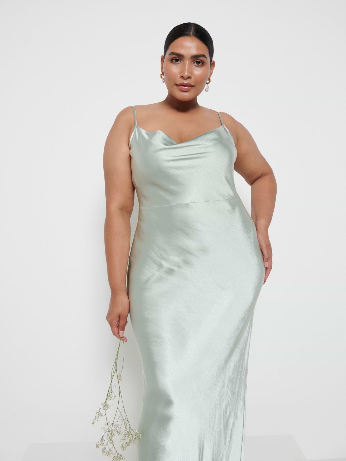 Keisha Maxi Bridesmaid Dress Curve - Matte Sage