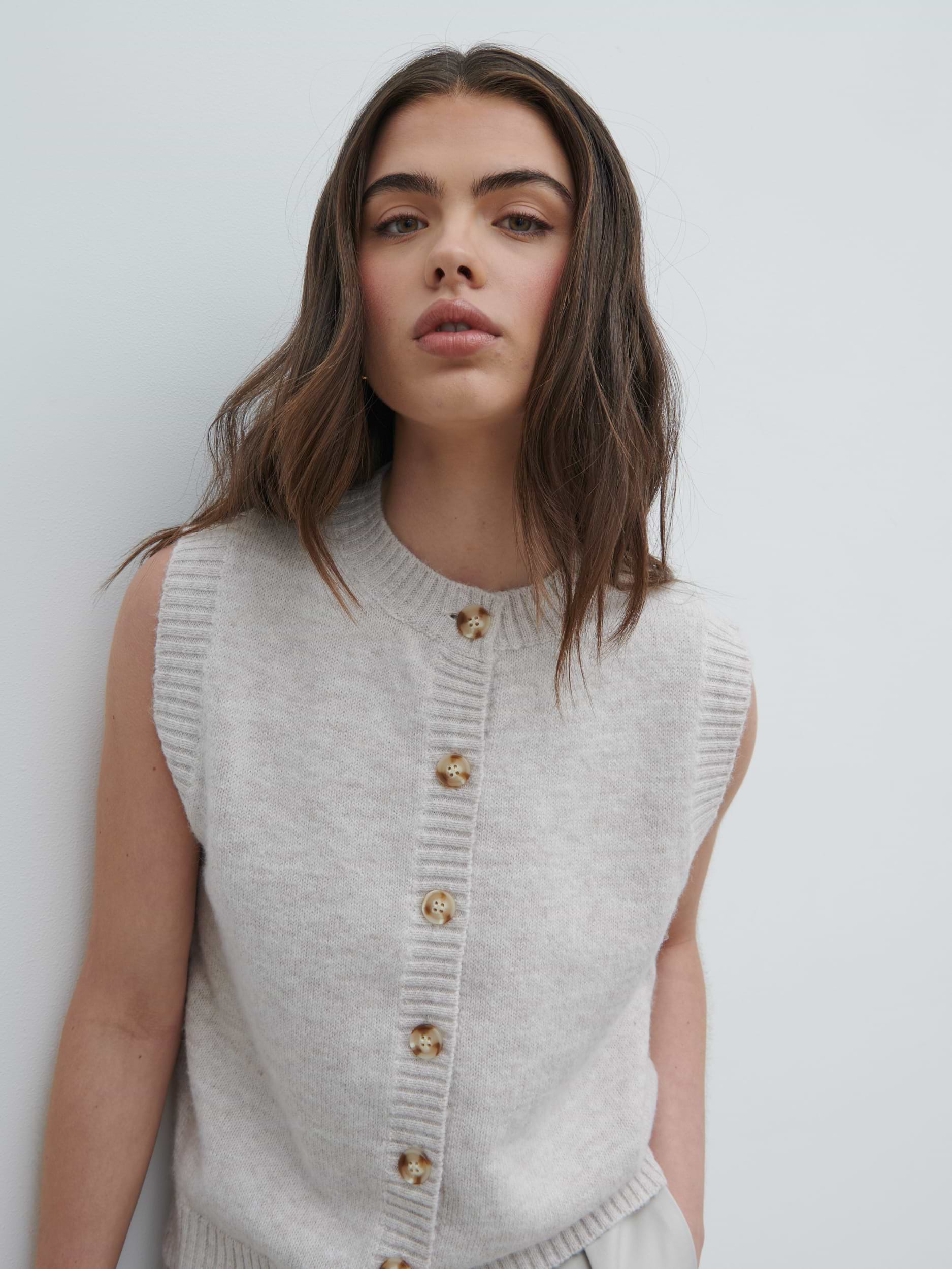 Leonora Fluffy Knit Waistcoat - Chalk