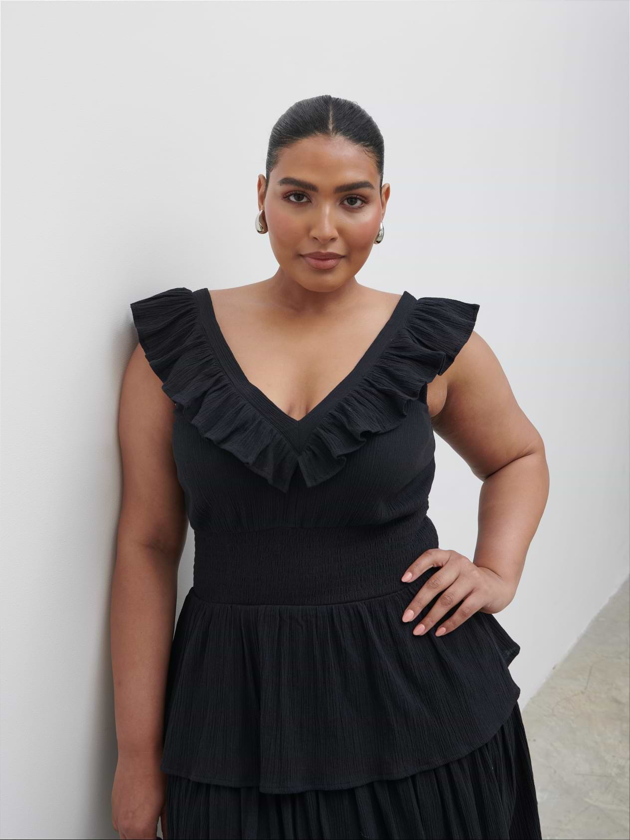 Opal Ruffle Midaxi Dress Curve - Black
